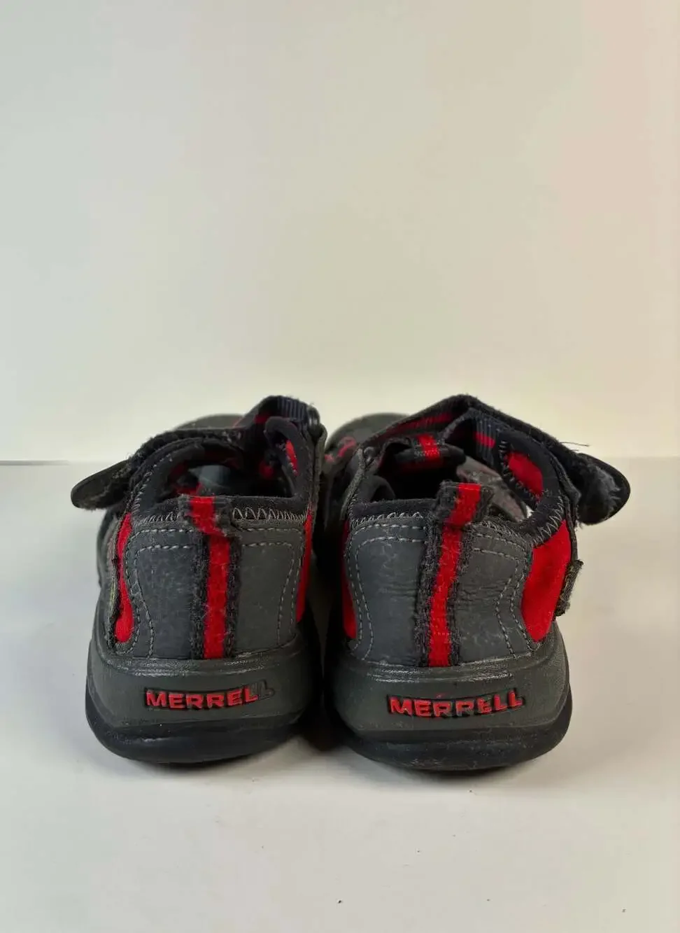 Merrell Hydro Closed-Toe Water Hiking Sport Sandals, Gray and Red